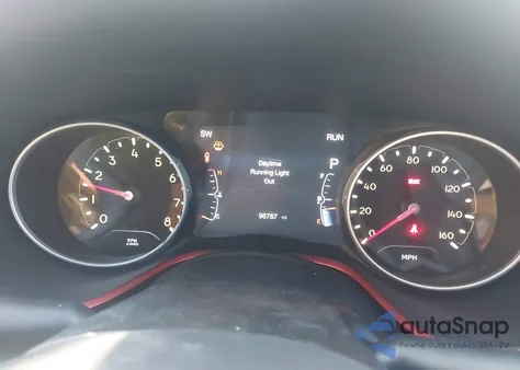 2018 Jeep Compass Trailhawk 4X4 from USA, damaged, VIN 3C4NJDDB8JT192617